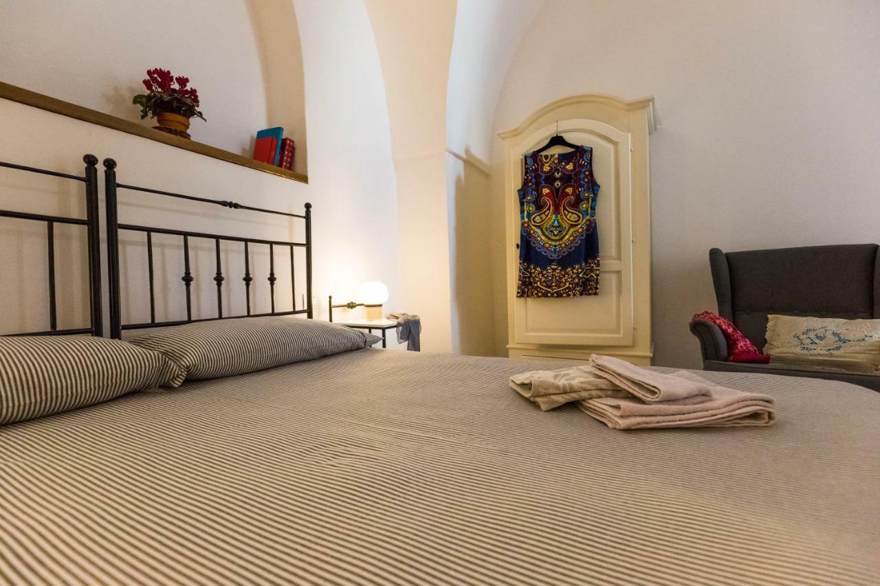 Da Concavo E Convesso Bed & Breakfast Локоротондо Екстериор снимка